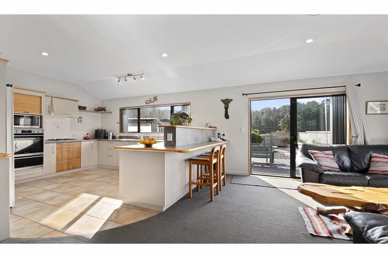 Photo of property in 173 Anzac Road, Waitakere, Auckland, 0816