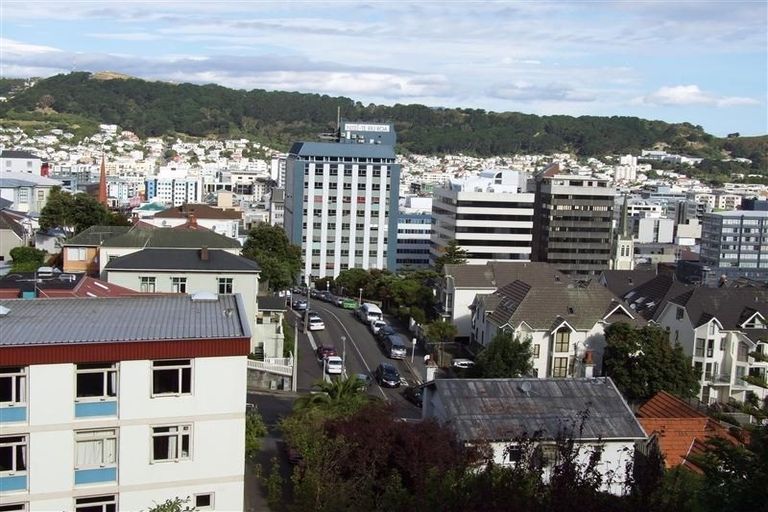 Photo of property in 5 Maurice Terrace, Te Aro, Wellington, 6011