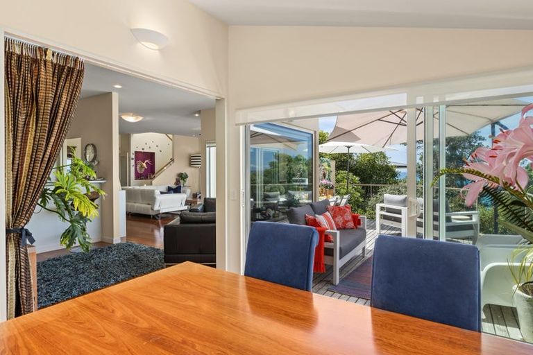 Photo of property in 17 Sykes Avenue, Hatfields Beach, Orewa, 0931