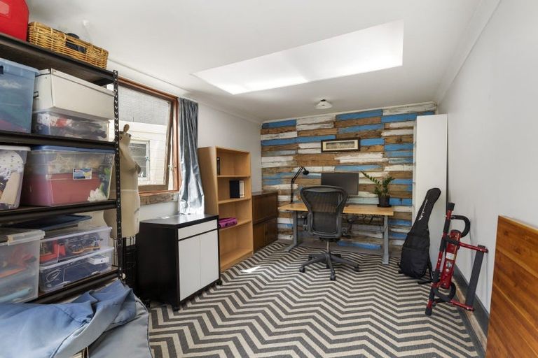 Photo of property in 67 Queens Road, Waikanae Beach, Waikanae, 5036