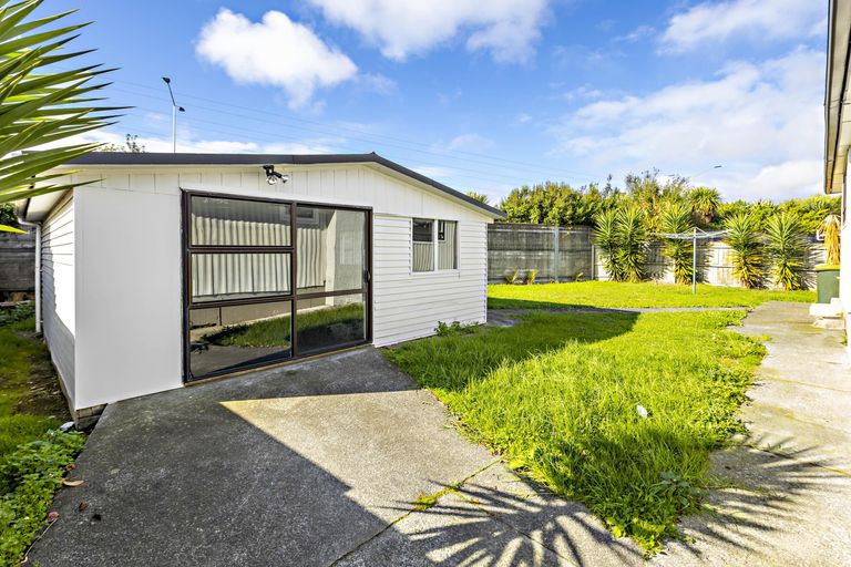 Photo of property in 13 Jenkins Place, Manurewa East, Auckland, 2102