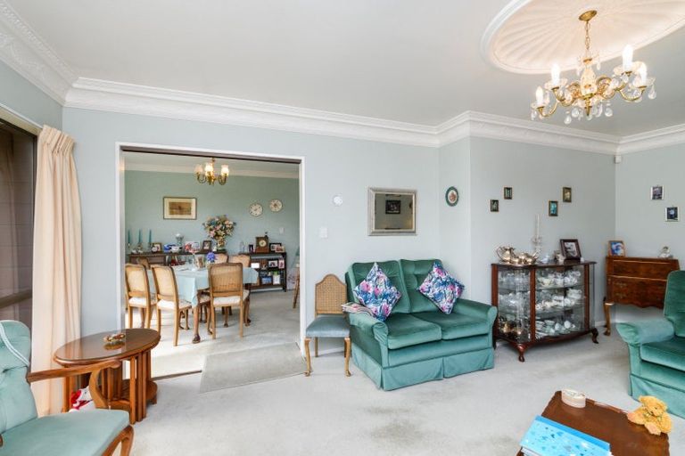 Photo of property in 20 Caulfield Place, Awapuni, Palmerston North, 4412