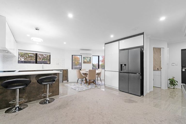 Photo of property in 25a Leaver Place, Weymouth, Auckland, 2103
