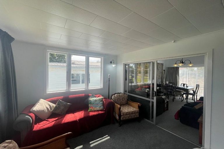 Photo of property in 6 Strange Street, Waitara, 4320