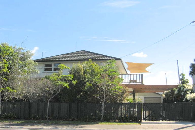 Photo of property in 13 Albert Street, Whitianga, 3510