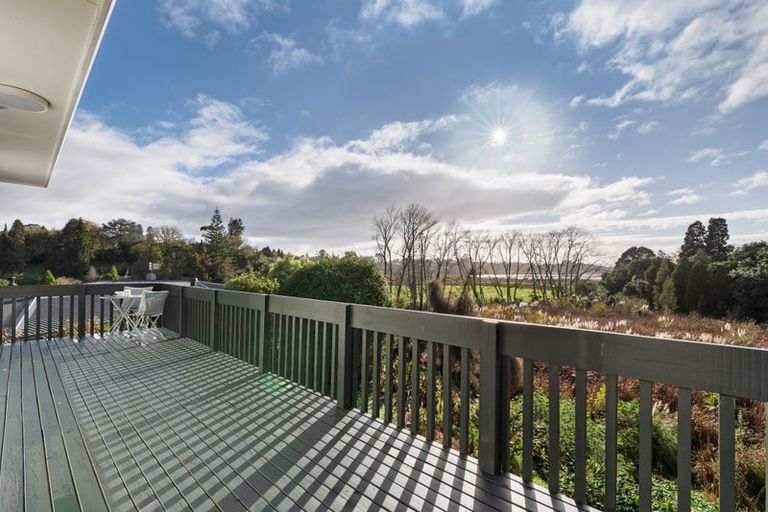 Photo of property in 18 Waikareao Way, Brookfield, Tauranga, 3110