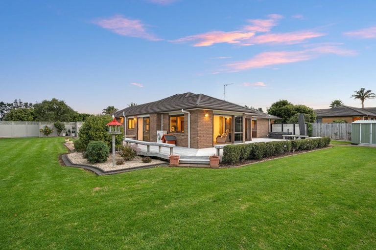 Photo of property in 110 Butcher Road, Pukekohe, 2120