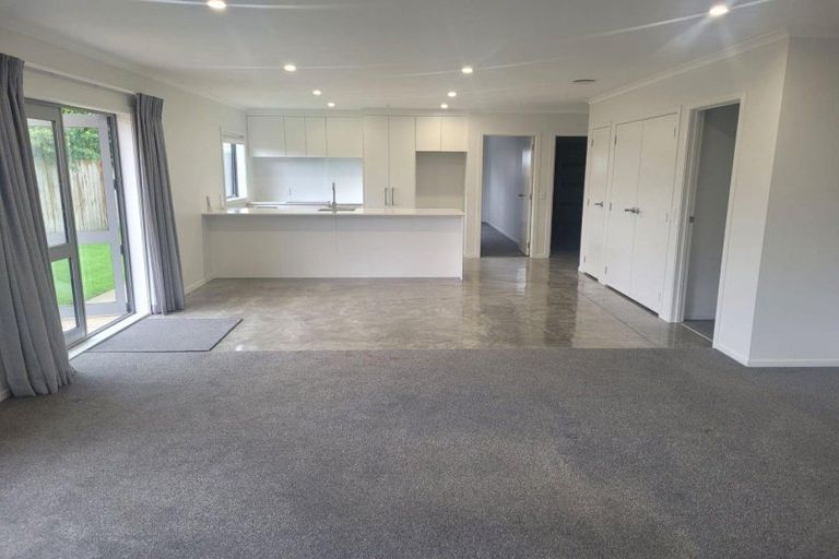 Photo of property in 30a Wrantage Street, Westown, New Plymouth, 4310