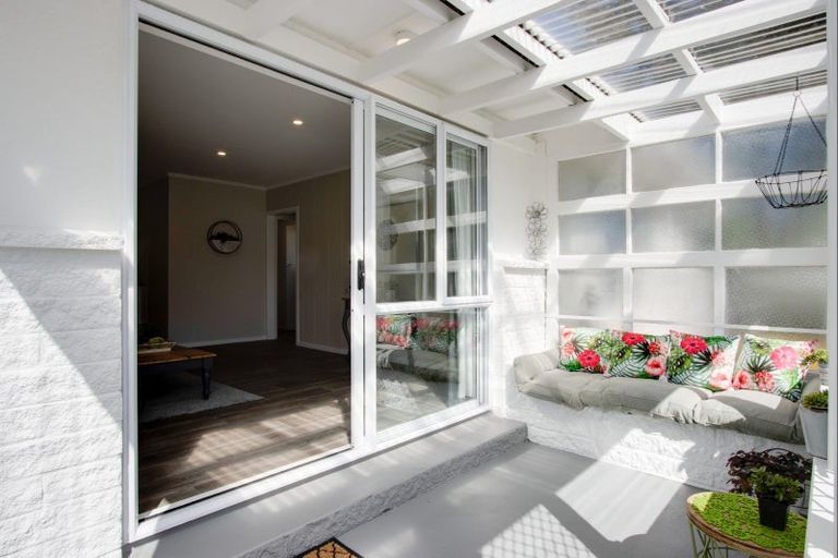 Photo of property in 1/1 Hitchings Avenue, Onekawa, Napier, 4110