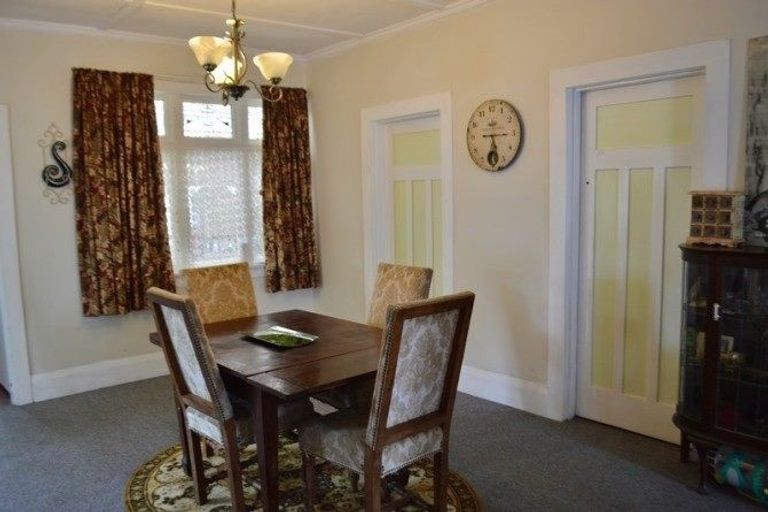 Photo of property in 27 Toi Street, Otaki Beach, Otaki, 5512