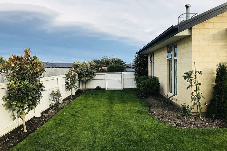 Photo of property in 44a Stonebrook Drive, Rolleston, 7614