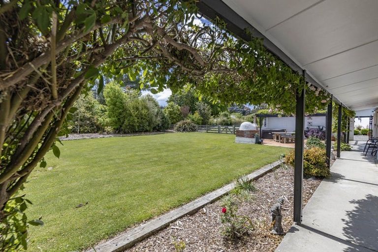 Photo of property in 1461 North Eyre Road, West Eyreton, Rangiora, 7475