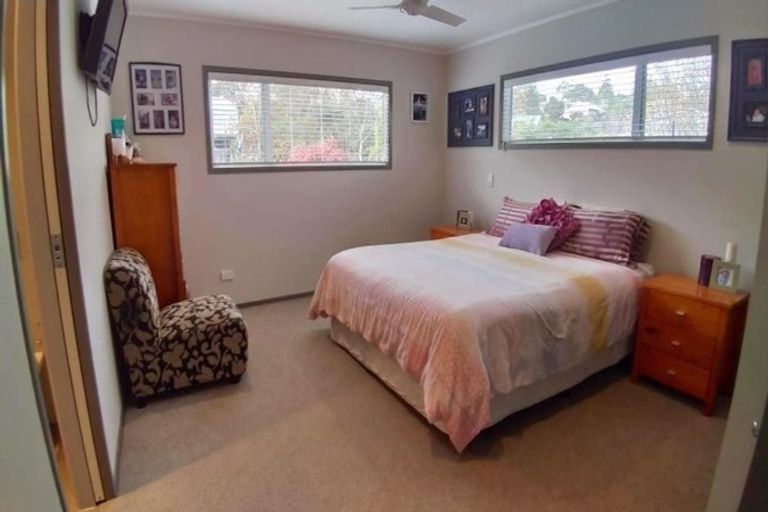 Photo of property in 24 Springtime Crescent, Stanmore Bay, Whangaparaoa, 0932