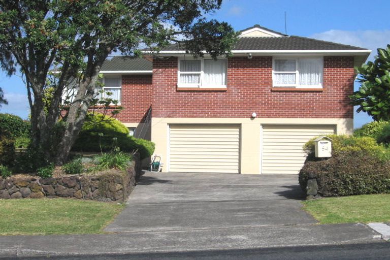 Photo of property in 54 Manuka Road, Glenfield, Auckland, 0629