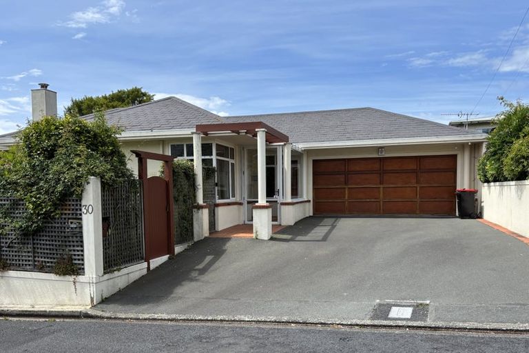 Photo of property in 30 Brownville Crescent, Maori Hill, Dunedin, 9010