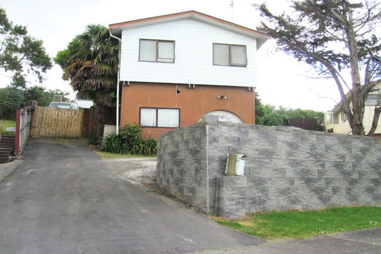 Photo of property in 16 Malaspina Place, Papatoetoe, Auckland, 2025