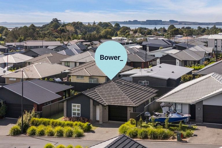 Photo of property in 20 Pioneer Crescent, Omokoroa, 3114