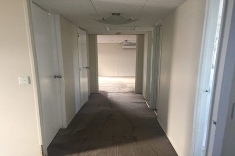 Photo of property in 71 Heathdale Crescent, Papakura, 2110