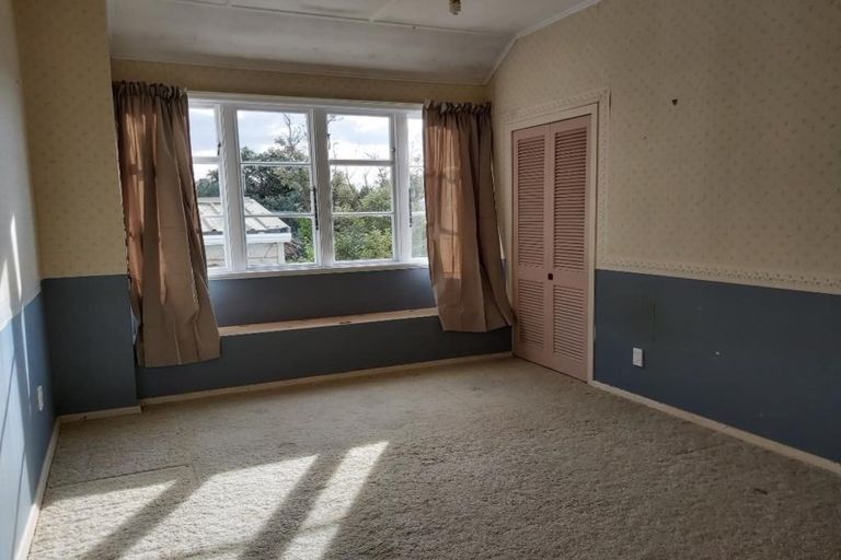 Photo of property in 31 Sidlaw Street, Strathmore Park, Wellington, 6022