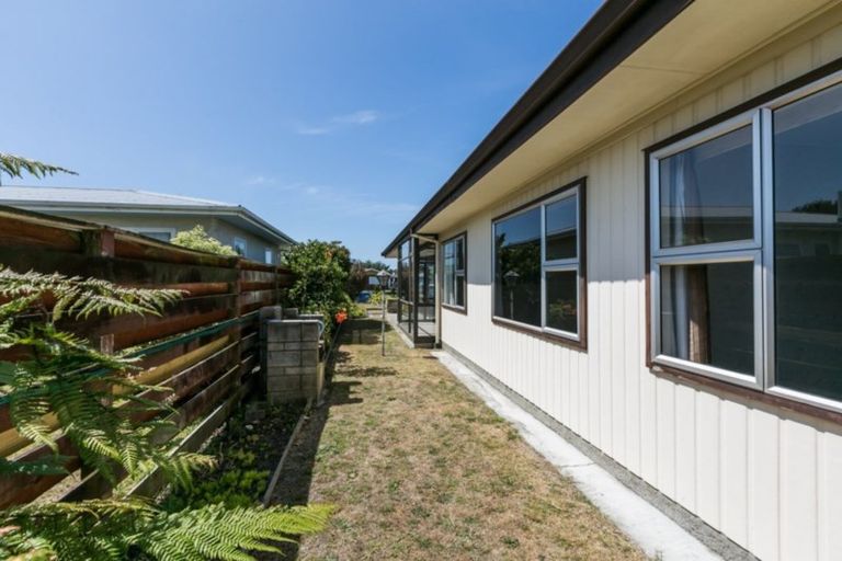 Photo of property in 27 Norwich Crescent, Tamatea, Napier, 4112