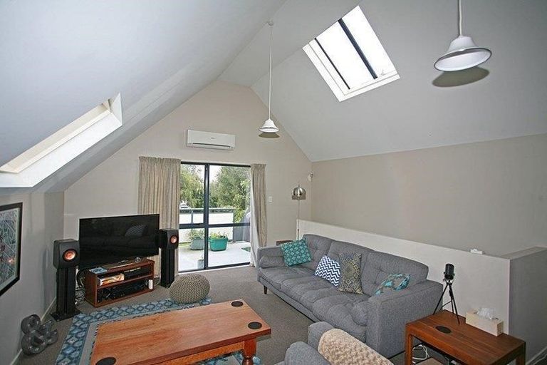 Photo of property in 2/9 Humboldt Street, Sydenham, Christchurch, 8023