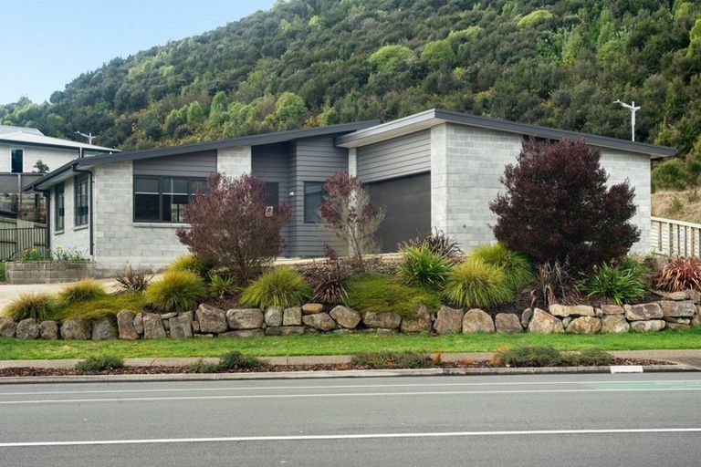 Photo of property in 26 Rochfort Crescent, Pyes Pa, Tauranga, 3112