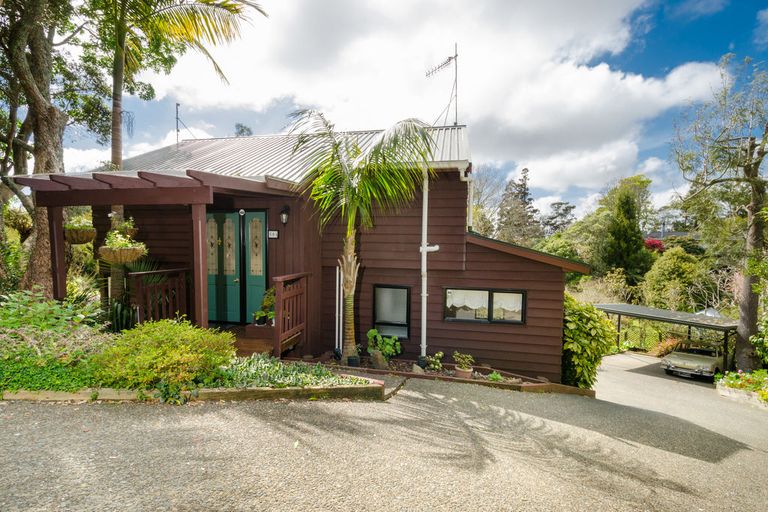 Photo of property in 58a West Lynn Road, Titirangi, Auckland, 0604