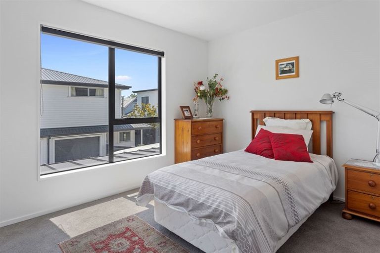 Photo of property in 20a Hewitts Road, Merivale, Christchurch, 8014