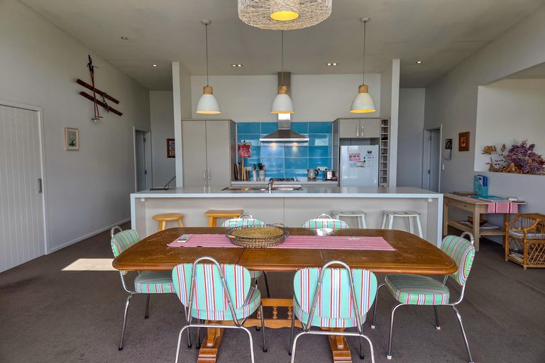 Photo of property in 8 Dwyer Place, Lake Tekapo, 7999