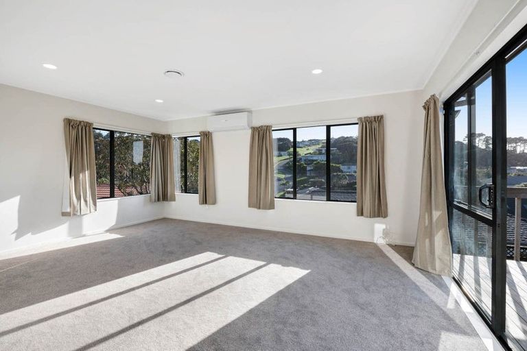Photo of property in 14b Kestrel Heights, Arkles Bay, Whangaparaoa, 0932