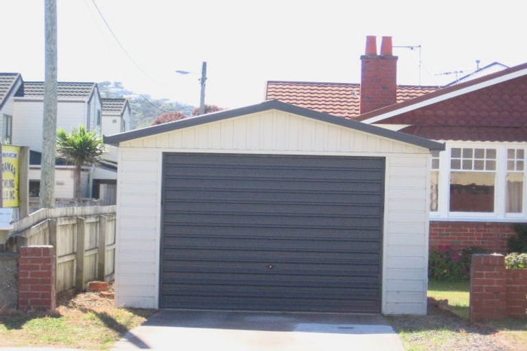 Photo of property in 35 Puriri Street, Miramar, Wellington, 6022