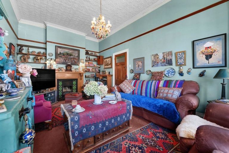 Photo of property in 17 High Street, Devonport, Auckland, 0624