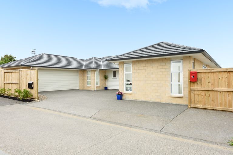 Photo of property in 4 Omapere Lane, Pyes Pa, Tauranga, 3112