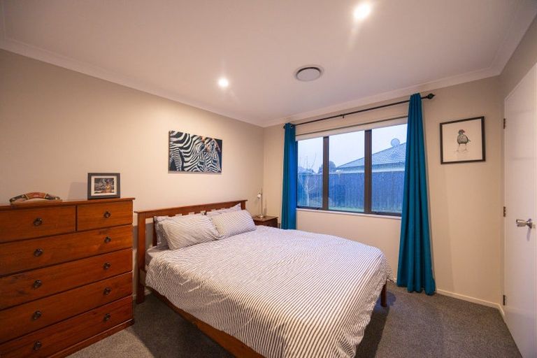 Photo of property in 77 Meridian Grove, Kelvin Grove, Palmerston North, 4414