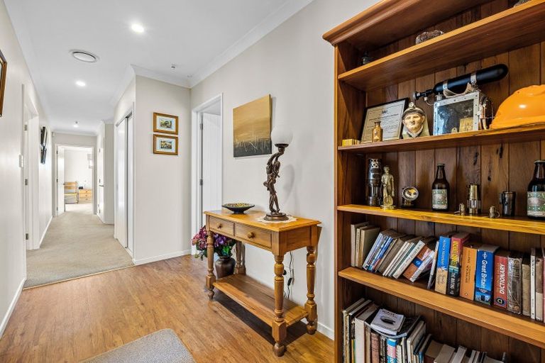 Photo of property in 17 Awa Place, Rangiora, 7400