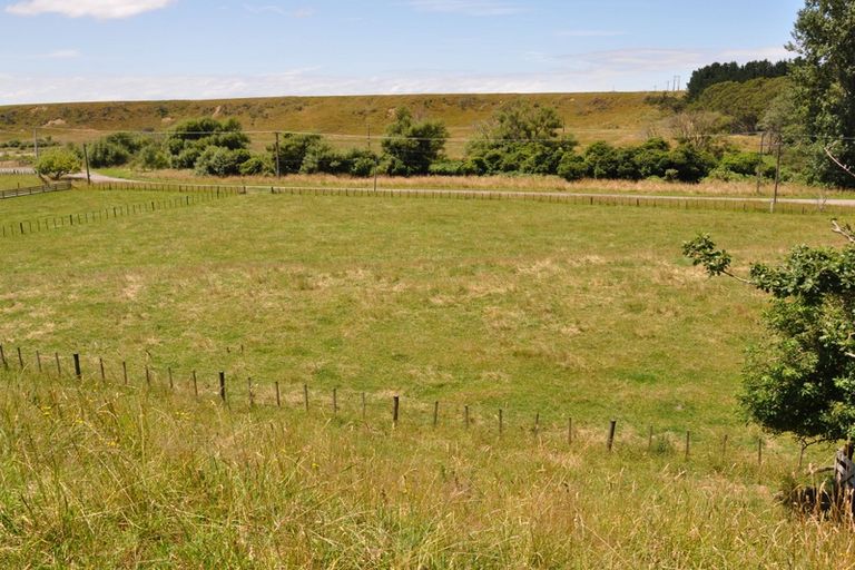 Photo of property in 308 Hewitts Road, Linton, Palmerston North, 4472