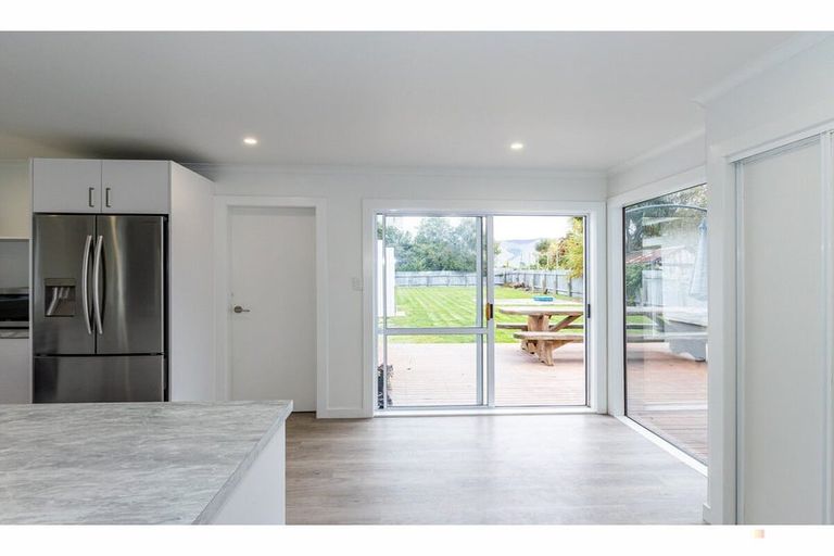 Photo of property in 17 Parsonage Road, Waimate, 7924