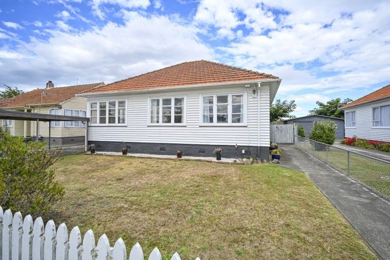 Photo of property in 819 Kowhai Street, Mahora, Hastings, 4120