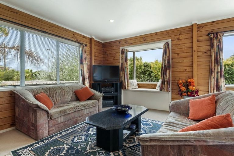 Photo of property in 14a County Road, Torbay, Auckland, 0630