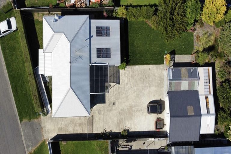 Photo of property in 82 Ferry Road, Clive, 4102