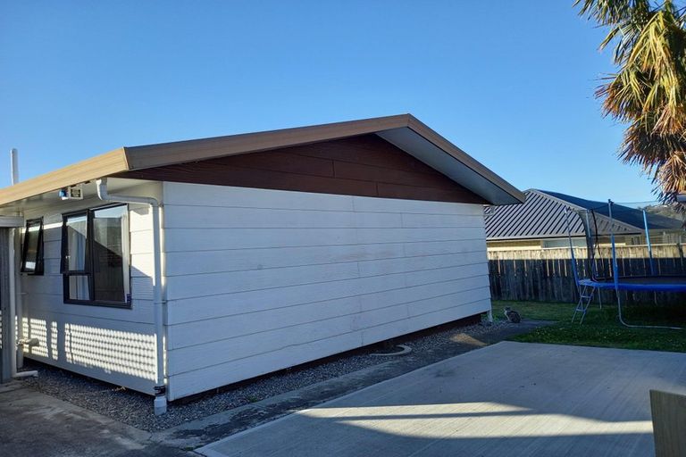 Photo of property in 2/4 Koromiko Avenue, Stoke, Nelson, 7011