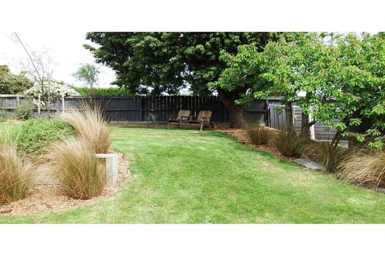 Photo of property in 35 John Street, Otatara, Invercargill, 9879