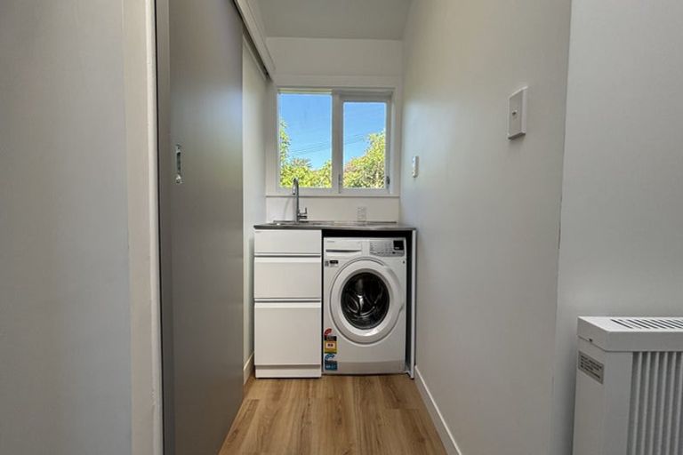 Photo of property in 18 Muri Road, Pukerua Bay, 5026