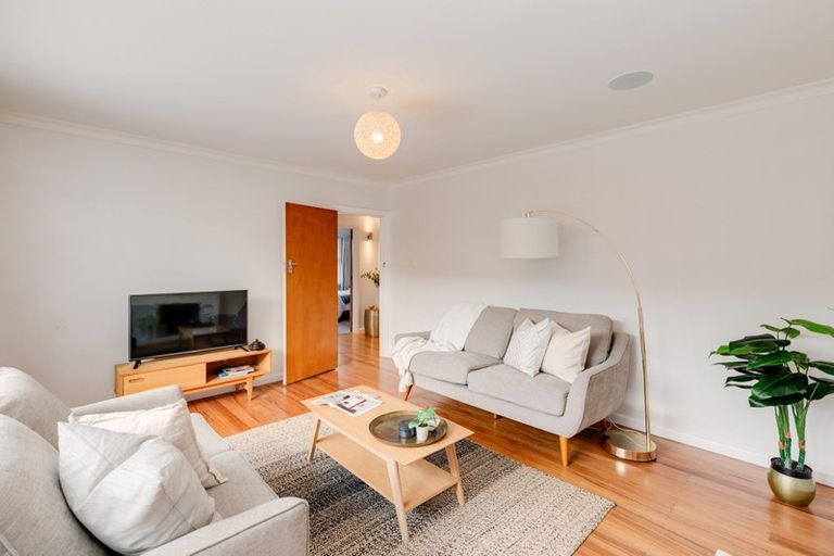 Photo of property in 10 Torquay Place, Bryndwr, Christchurch, 8053