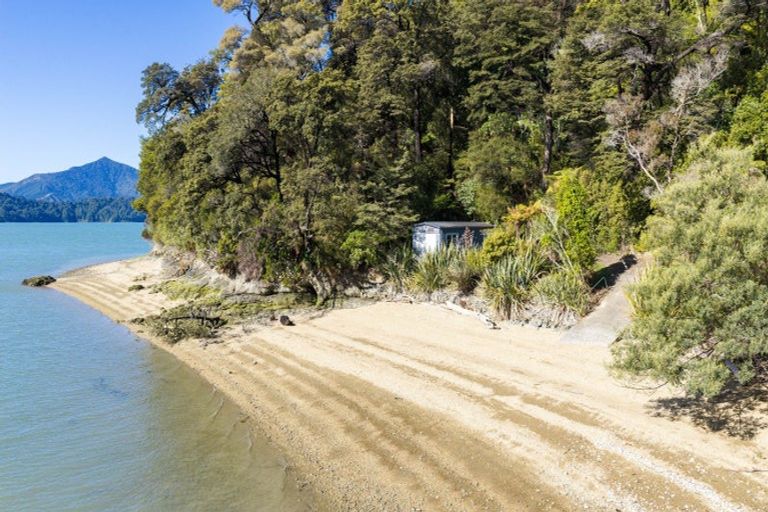 Photo of property in 362 Moetapu Bay Road, Moetapu Bay, Linkwater, 7282