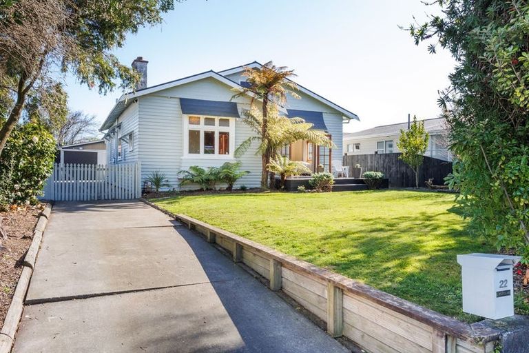 Photo of property in 22 Matipo Street, Takaro, Palmerston North, 4410