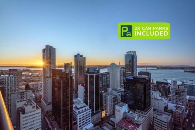 Photo of property in The Metropolis Apartments, 3303/1 Courthouse Lane, Auckland Central, Auckland, 1010