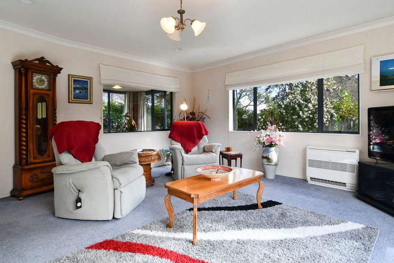 Photo of property in 1 Manor Park Drive, Pyes Pa, Tauranga, 3112