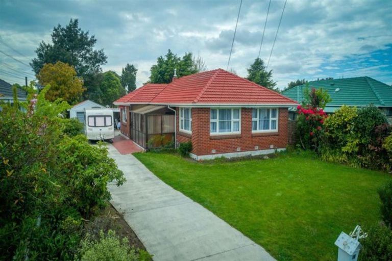 Photo of property in 30 Cranbrook Avenue, Burnside, Christchurch, 8053