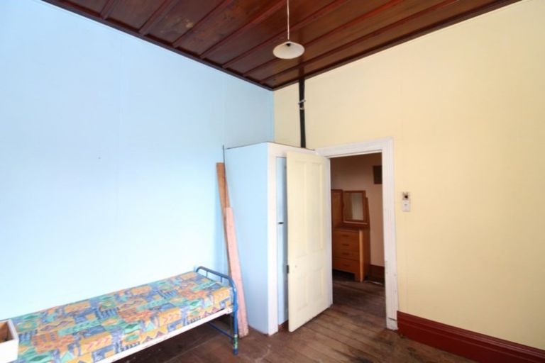 Photo of property in 5 Alexander Street, Ohingaiti, Hunterville, 4785